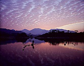 《最终幻想7：重生》开发者探讨萨菲罗斯的登场效果